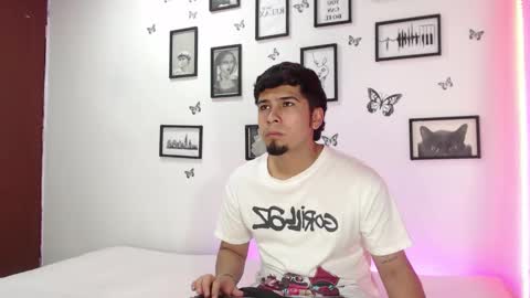 Juli and Liam online show from 8, 1, 2025