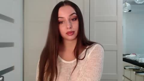 Snapshot of courtney_lux chatting on 23, 10, 2025 Courtney online show from 23, 10, 2025