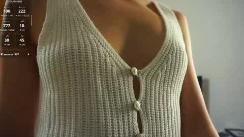 Yui online show from 24, 10, 2025