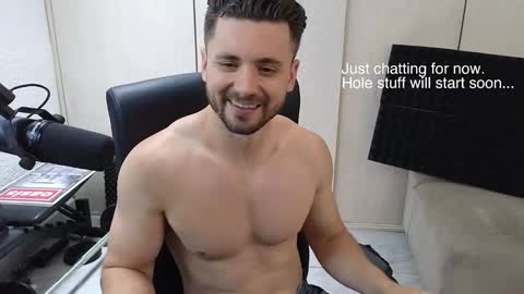 Snapshot of cowboylean chatting on 18, 9, 2025 cbl online show from 18, 9, 2025