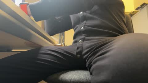 Snapshot of cranbb chatting on 9, 10, 2025 CranBB online show from 9, 10, 2025