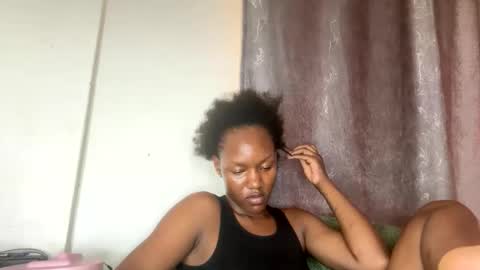Snapshot of crave_meslowly chatting on 2, 5, 2026 Taliee online show from 2, 5, 2026