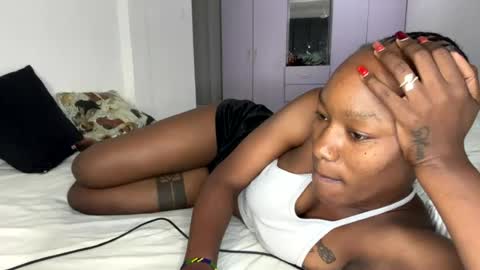 Snapshot of crave_meslowly chatting on 5, 8, 2026 Taliee online show from 5, 8, 2026