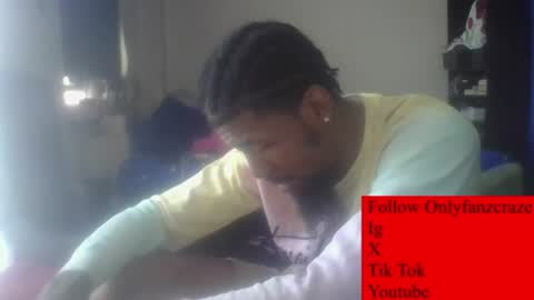 Snapshot of craze320084 chatting on 8, 6, 2026 craze320084 online show from 8, 6, 2026