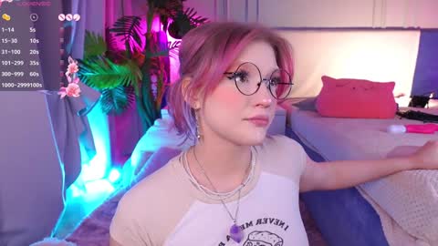 Snapshot of crazy__wine chatting on 10, 1, 2025 Sonya online show from 10, 1, 2025