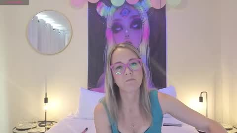 Stacy 2pm to 6pm mon-fri 3 CAT online show from 4, 3, 2026