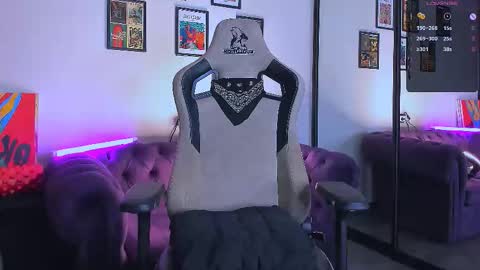    online show from 17, 9, 2025