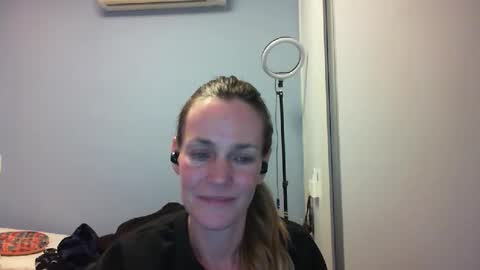 Anny online show from 31, 10, 2025