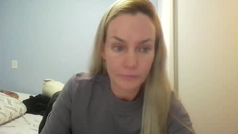 Snapshot of crazyanny chatting on 23, 6, 2026 Anny online show from 23, 6, 2026