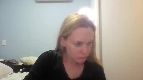 Snapshot of crazyanny chatting on 17, 7, 2026 Anny online show from 17, 7, 2026