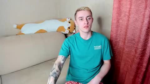 Snapshot of crazybottom99 chatting on 3, 3, 2025 Alex online show from 3, 3, 2025