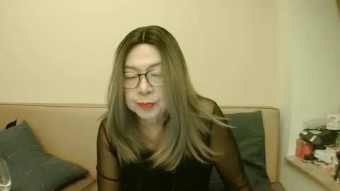 Kelly   online show from 7, 10, 2025