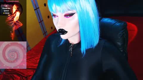 Snapshot of crazypinkyball chatting on 31, 5, 2026 Roxy online show from 31, 5, 2026