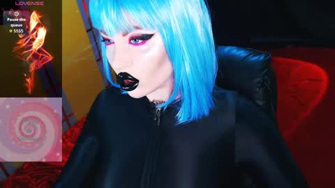 Snapshot of crazypinkyball chatting on 3, 6, 2026 Roxy online show from 3, 6, 2026