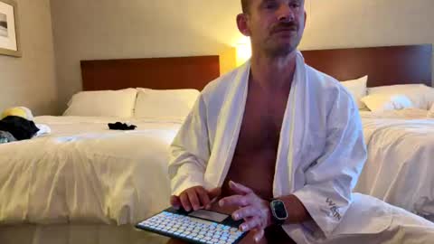 Snapshot of crazysweatyfun chatting on 19, 6, 2026 Sean online show from 19, 6, 2026