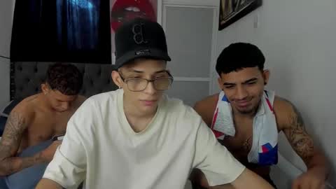 Snapshot of crazzy_master1 chatting on 9, 4, 2026 crazzy_master1 online show from 9, 4, 2026