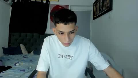 Snapshot of crazzy_master1 chatting on 13, 4, 2026 crazzy_master1 online show from 13, 4, 2026