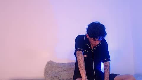  CAMILA Y SEBASTIAN online show from 8, 10, 2025