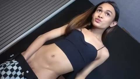 Snapshot of creamy_delilah chatting on 25, 6, 2026 Delilah online show from 25, 6, 2026