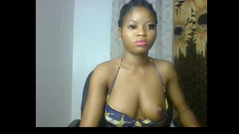 Snapshot of creamy_girl2 chatting on 24, 2, 2026 Creamy girl2 online show from 24, 2, 2026
