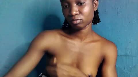 Snapshot of creamyxsugar chatting on 23, 10, 2025 creamyxsugar online show from 23, 10, 2025