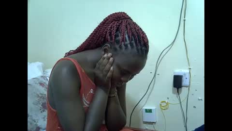 Snapshot of creamyypussyy chatting on 16, 3, 2026 creamyypussyy online show from 16, 3, 2026