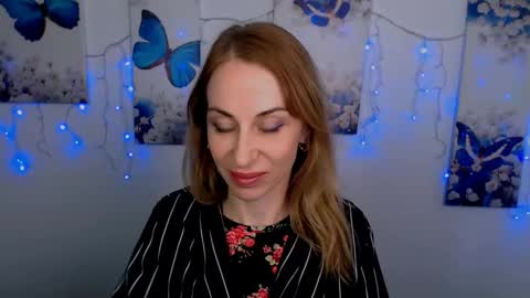 Snapshot of create_your_own_sun chatting on 12, 9, 2025 Lera online show from 12, 9, 2025