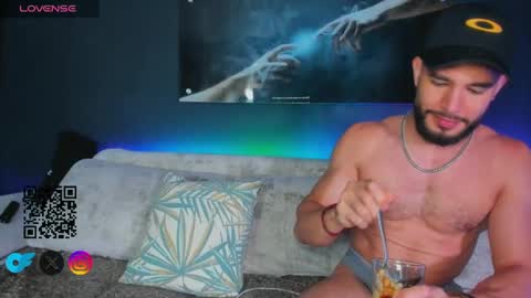 CRHISTIAN online show from 1, 2, 2025