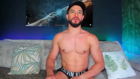 CRHISTIAN online show from 11, 3, 2025