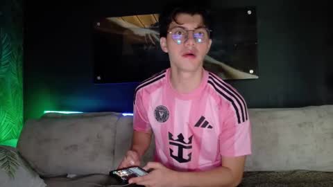 CRHISTIAN online show from 11, 4, 2026