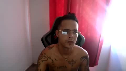 Snapshot of criatian_grey chatting on 21, 7, 2026 criatian_grey online show from 21, 7, 2026