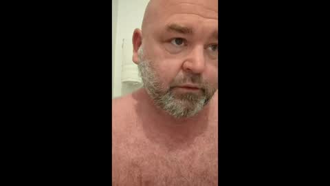 Snapshot of crippy4x4420 chatting on 15, 4, 2026 W online show from 15, 4, 2026
