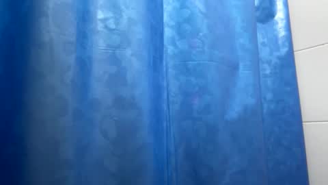 cris2428 online show from 9, 2, 2025