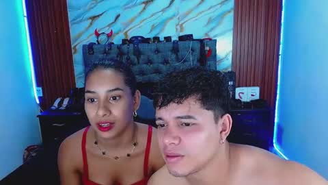 Snapshot of crisandmery chatting on 22, 2, 2026 CRISANDMERY online show from 22, 2, 2026