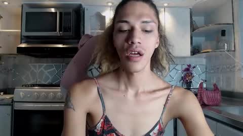 Cristina Onazis online show from 1, 3, 2026