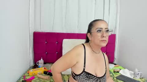 Cristal online show from 20, 2, 2025