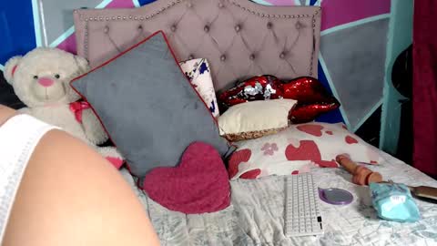 Cristal online show from 10, 3, 2025