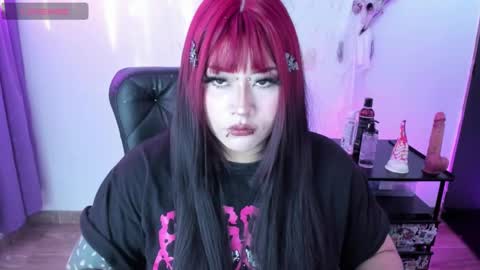 Snapshot of cristal_kosh chatting on 16, 1, 2025 Cris online show from 16, 1, 2025