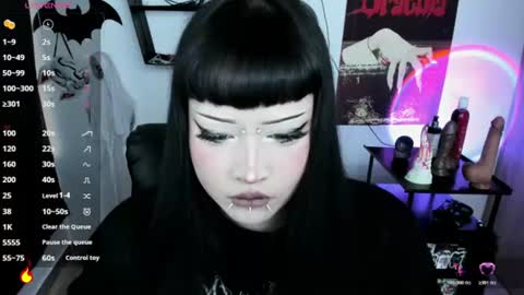 Snapshot of cristal_kosh chatting on 7, 8, 2026 Cris online show from 7, 8, 2026