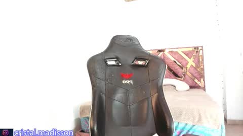 cristal madissonn online show from 5, 3, 2026