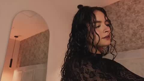 Snapshot of cristal_roberts_ chatting on 5, 12, 2025 Cristal online show from 5, 12, 2025