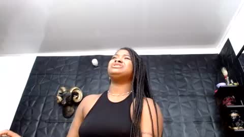 Snapshot of cristal_smith06 chatting on 5, 7, 2026 Hanna online show from 5, 7, 2026
