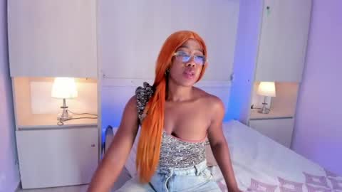 Snapshot of cristalbennet chatting on 30, 6, 2026 cristalbennet online show from 30, 6, 2026