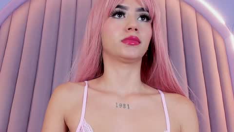 Nicole  Connection time 220pm-910pmCol online show from 6, 2, 2025