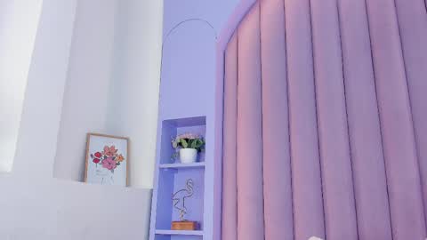 Nicole  Connection time 220pm-910pmCol online show from 28, 2, 2025