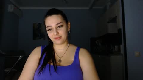 Snapshot of cristalnight chatting on 1, 12, 2024 cristalnight online show from 1, 12, 2024