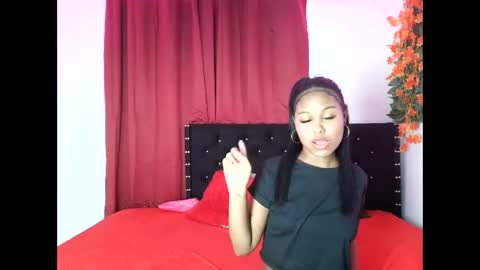Snapshot of cristalsexi_69 chatting on 18, 10, 2025 cristalsexi_69 online show from 18, 10, 2025
