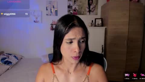 Snapshot of cristamunez chatting on 5, 7, 2026 veronika online show from 5, 7, 2026