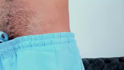 Snapshot of cristian_suarezz_ chatting on 3, 10, 2025 cristian_suarezz_ online show from 3, 10, 2025