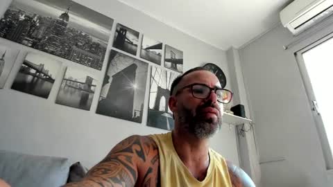 Snapshot of cristian_wade chatting on 3, 7, 2026 Cristian Wade online show from 3, 7, 2026